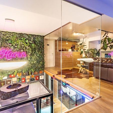 Luxe & Central Haven - Jacuzzi, Sauna, Steam, Private Parking Como Exterior photo