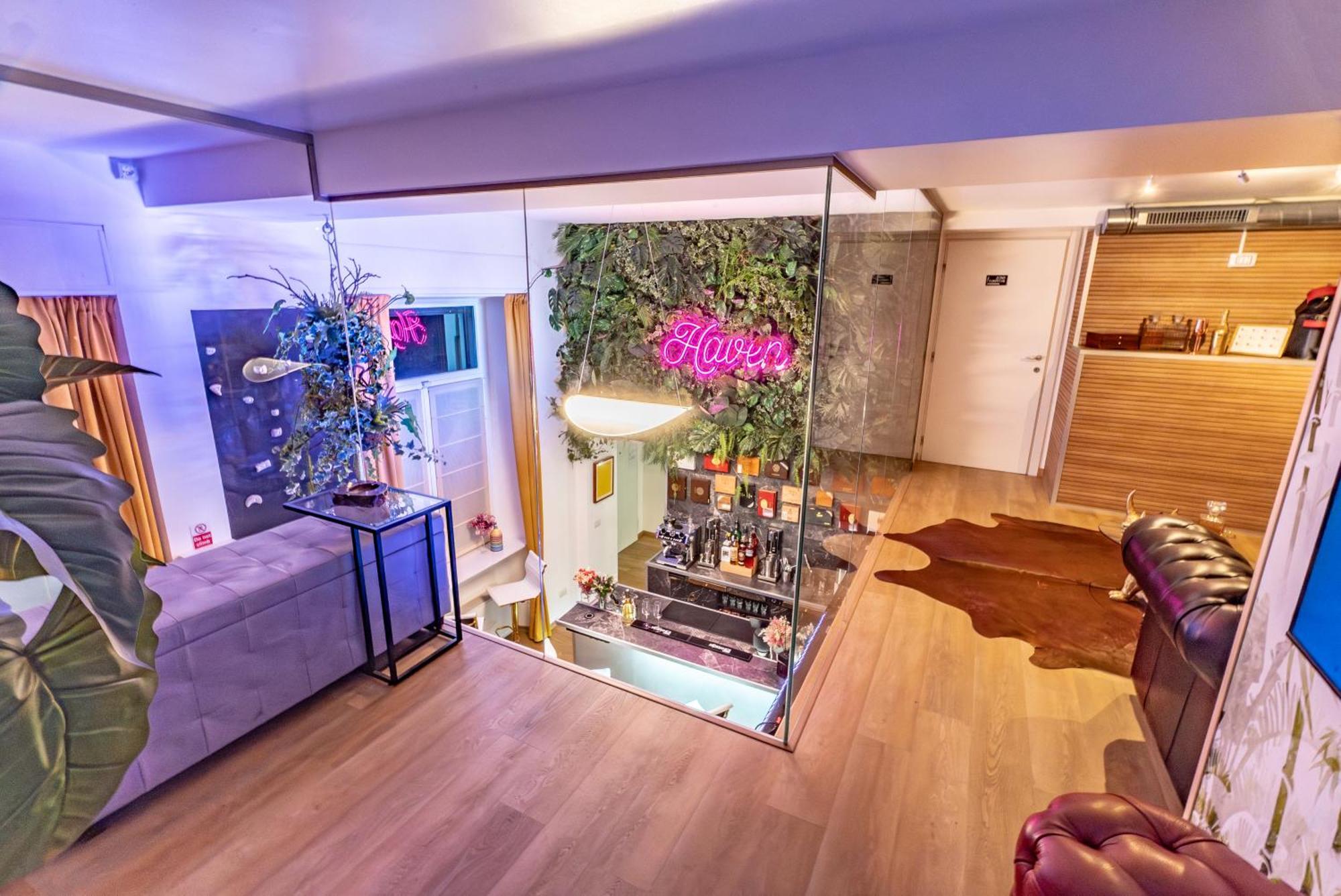 Luxe & Central Haven - Jacuzzi, Sauna, Steam, Private Parking Como Exterior photo