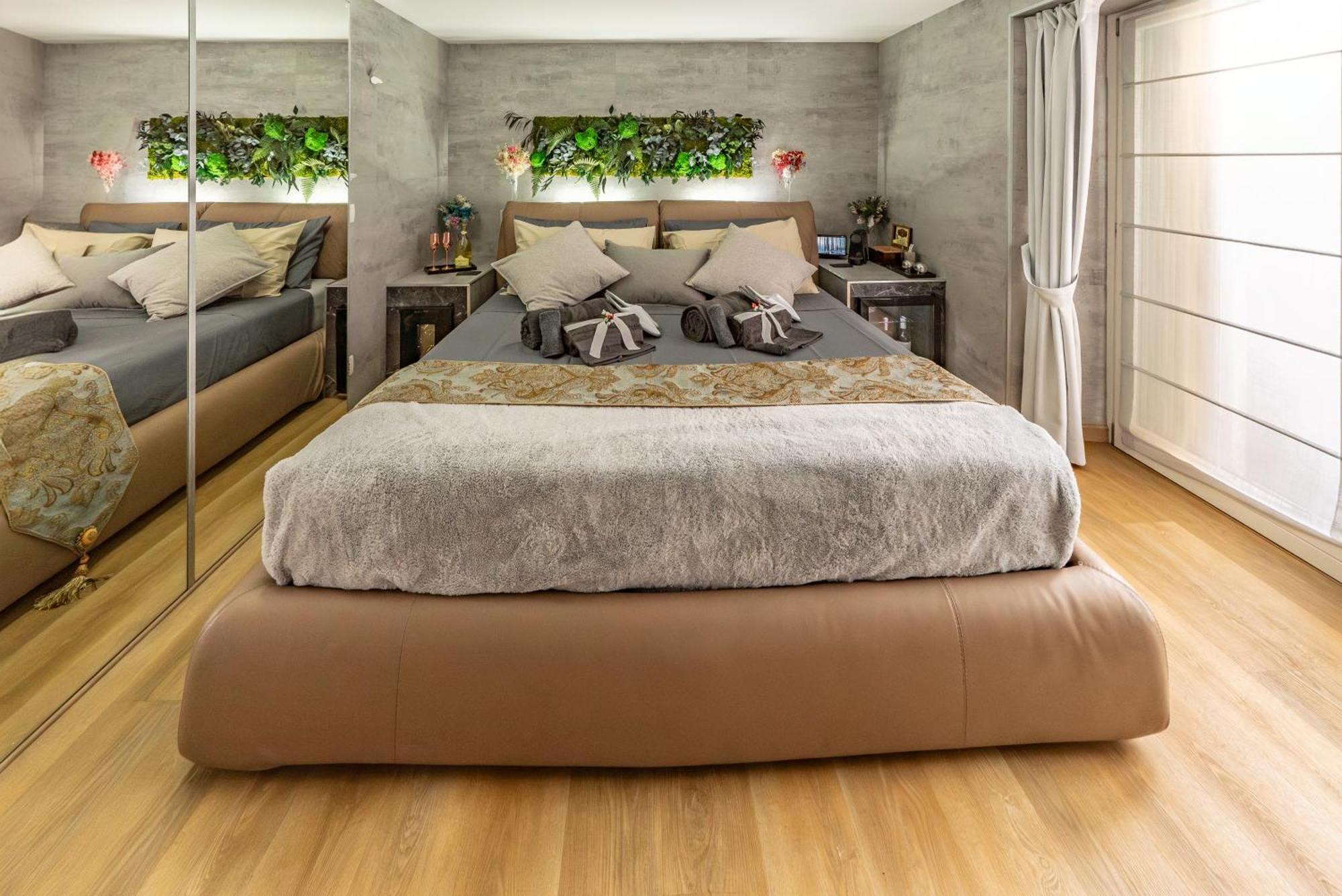 Luxe & Central Haven - Jacuzzi, Sauna, Steam, Private Parking Como Exterior photo
